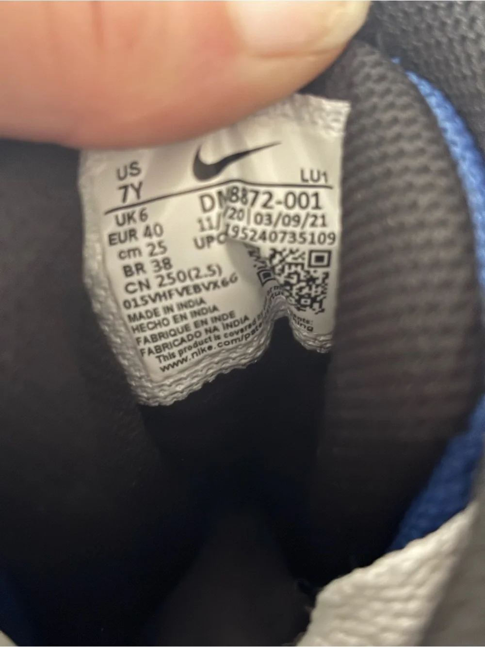 Nike Kids Mid-Top Sneakers in Black and Blue